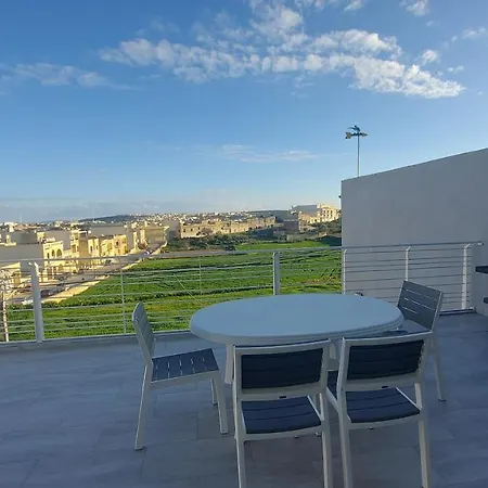 Trilogy Penthouse, Home, Gozo Lejlighed