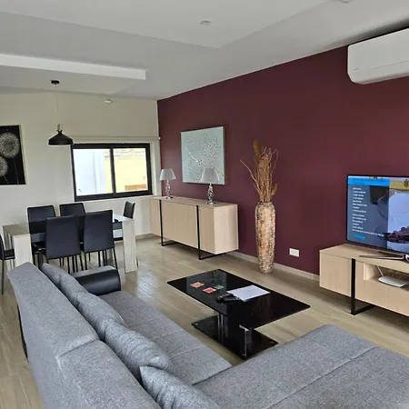 Trilogy Penthouse, Home, Gozo 公寓 *